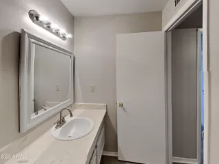 Photo #4: 6510292 Listing