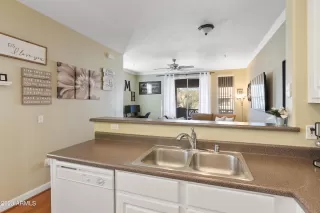 Photo #2: 6510305 Listing