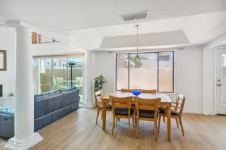 Photo #2: 6510384 Listing