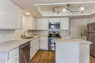 Photo #3: 6510384 Listing