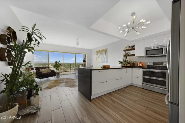 MLS: 6510555 Condo For Sale