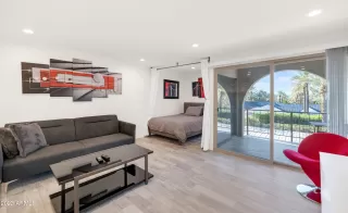 Photo #3: 6510588 Listing