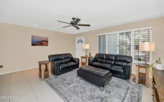 Photo #4: 6510616 Listing