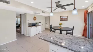 Photo #5: 6510616 Listing