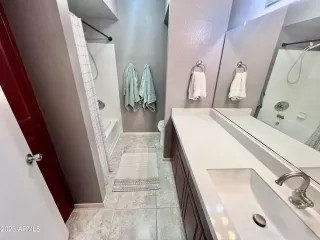 Photo #5: 6510682 Listing 