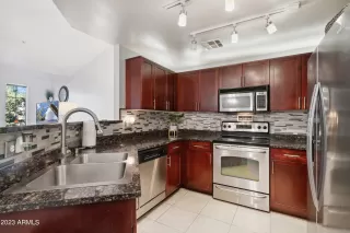 Photo #1: 6510813 Listing 