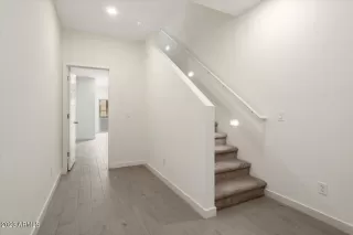 Photo #2: 6510937 Listing