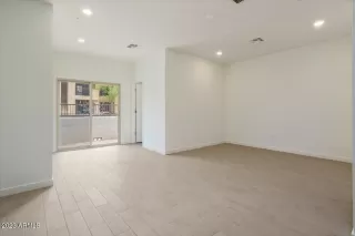 Photo #3: 6510937 Listing