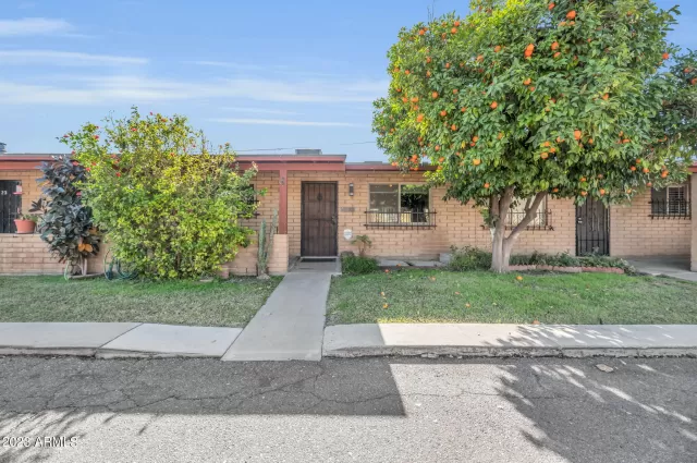 MLS: 6511075 Condo For Sale