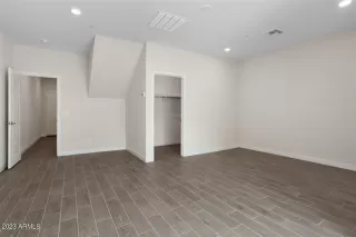 Photo #4: 6511077 Listing