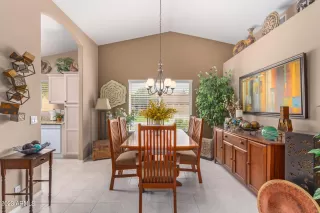 Photo #6: 6511257 Listing 