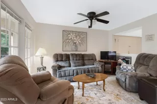 Photo #4: 6511287 Listing