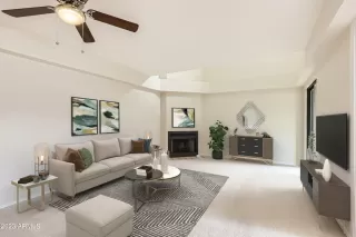 Photo #5: 6511293 Listing