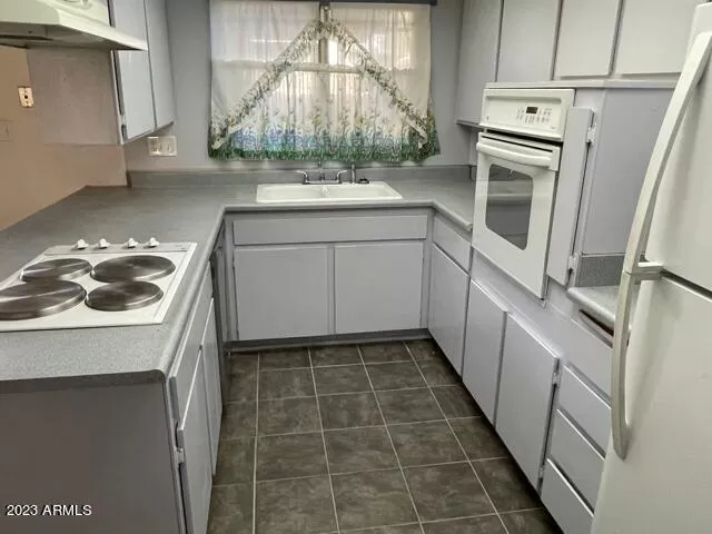 MLS: 6511538 Condo For Sale