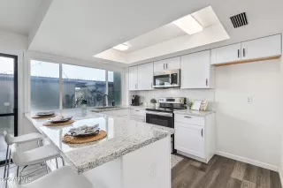 Photo #5: 6511539 Listing 