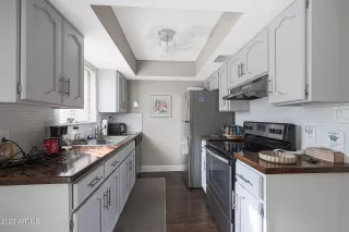 Photo #6: 6511542 Listing