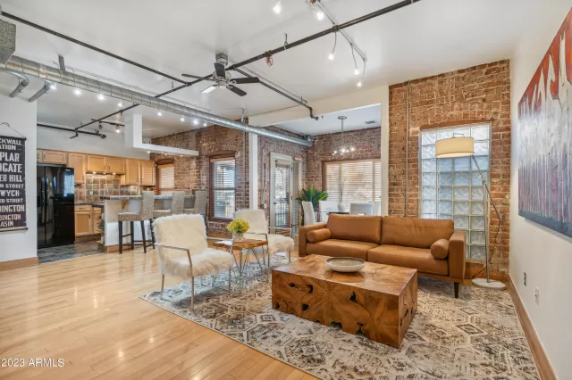 MLS: 6511622 Condo For Sale