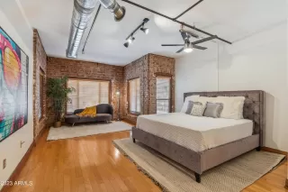 Photo #3: 6511622 Listing 