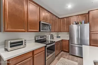 Photo #5: 6511689 Listing 