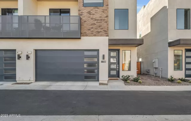 MLS: 6511772 Condo For Sale