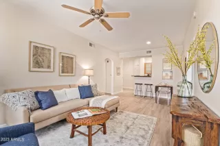 Photo #3: 6511850 Listing