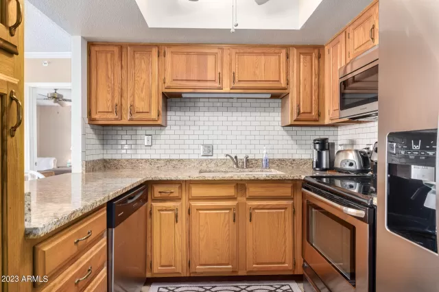 MLS: 6512003 Condo For Sale