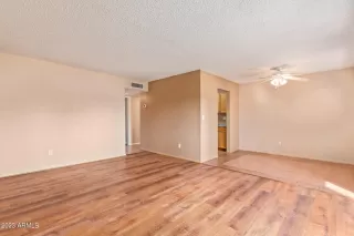 Photo #5: 6512010 Listing