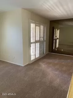 Photo #6: 6512036 Listing