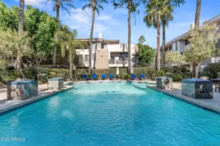 Photo #2: 6512098 Listing 