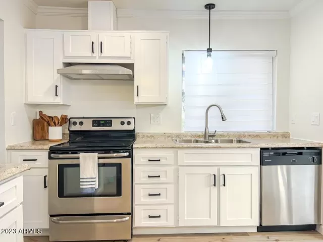 MLS: 6512223 Condo For Sale