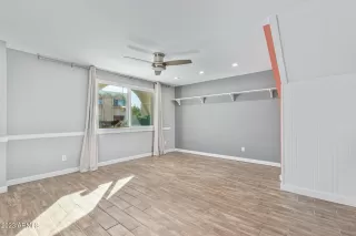 Photo #6: 6512606 Listing