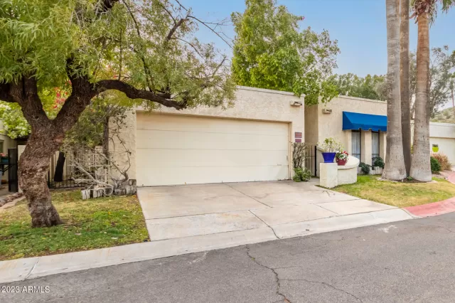 MLS: 6512642 Condo For Sale