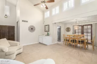 Photo #5: 6512642 Listing