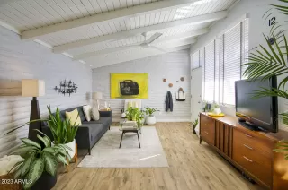 Photo #4: 6512687 Listing