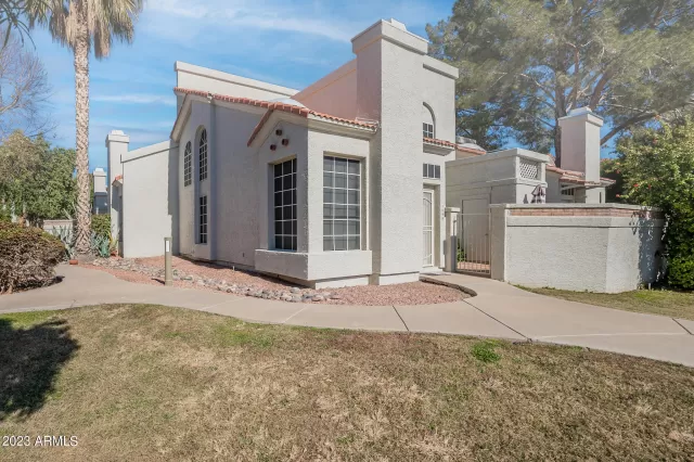 MLS: 6512748 Condo For Sale