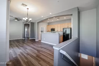 Photo #5: 6512803 Listing