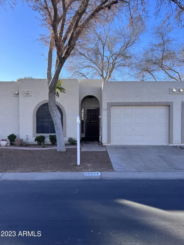 MLS: 6512854 Condo For Sale