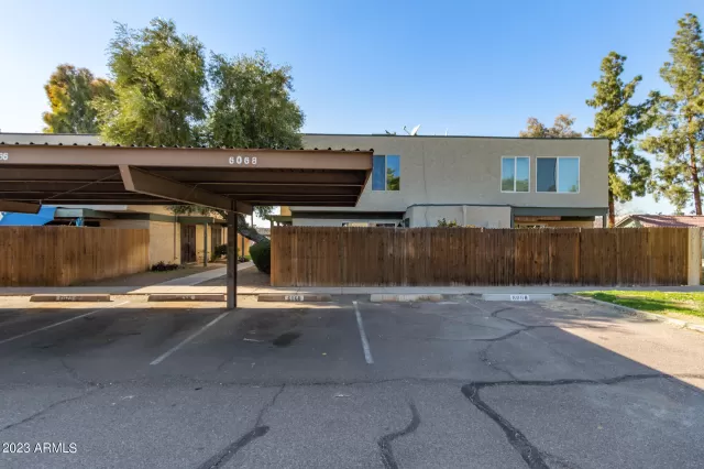 MLS: 6512857 Condo For Sale