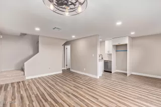 Photo #6: 6512857 Listing