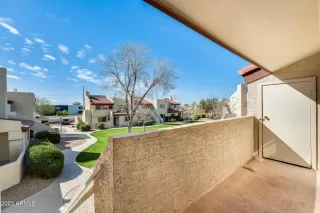 Photo #1: 6512869 Listing