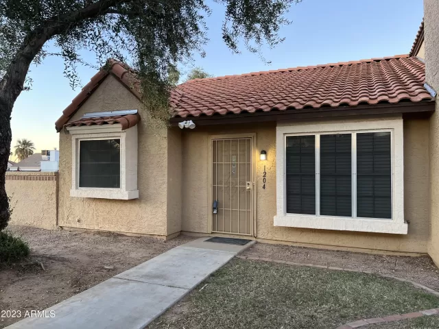 MLS: 6513291 Condo For Sale