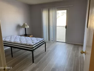 Photo #6: 6513454 Listing