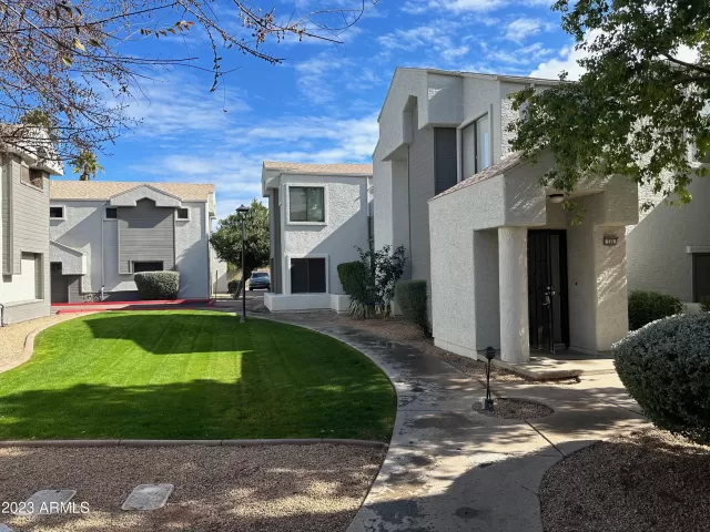 MLS: 6513469 Condo For Sale