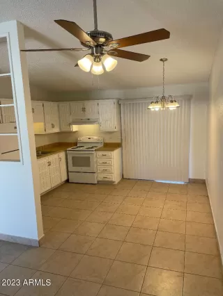 Photo #2: 6513586 Listing