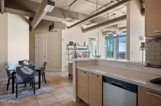 Photo #6: 6513670 Listing 