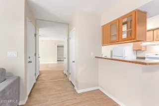 Photo #6: 6513792 Listing