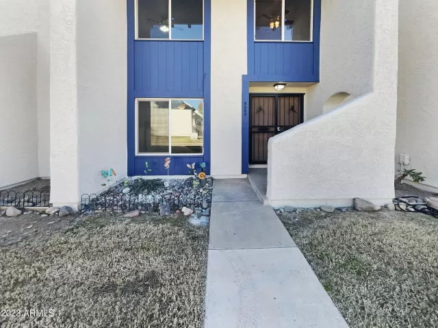 MLS: 6513848 Condo For Sale