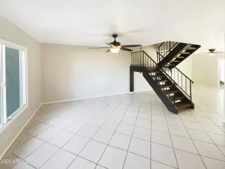 Photo #2: 6513848 Listing 