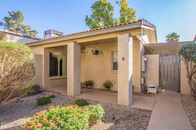 MLS: 6513963 Condo For Sale