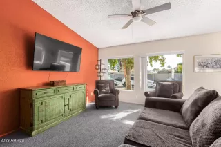 Photo #3: 6513963 Listing